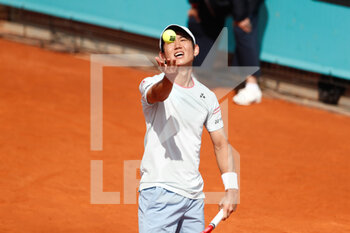 2021-05-01 - Yishihito Nishioka of Japan in action during his Men's Singles Qualifying match against Pablo Cuevas of Uruguay on the Mutua Madrid Open 2021, Masters 1000 tennis tournament on May 1, 2021 at La Caja Magica in Madrid, Spain - Photo Oscar J Barroso / Spain DPPI / DPPI - MUTUA MADRID OPEN 2021, MASTERS 1000 TENNIS TOURNAMENT - INTERNATIONALS - TENNIS
