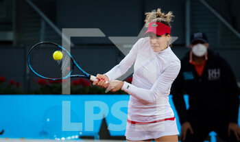 2021-05-01 - Bernarda Pera of the United States in action during the second round of the Mutua Madrid Open 2021, Masters 1000 tennis tournament on May 1, 2021 at La Caja Magica in Madrid, Spain - Photo Rob Prange / Spain DPPI / DPPI - MUTUA MADRID OPEN 2021, MASTERS 1000 TENNIS TOURNAMENT - INTERNATIONALS - TENNIS