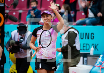 2021-05-02 - Elise Mertens of Belgium during the second round of the Mutua Madrid Open 2021, Masters 1000 tennis tournament on May 2, 2021 at La Caja Magica in Madrid, Spain - Photo Rob Prange / Spain DPPI / DPPI - MUTUA MADRID OPEN 2021, MASTERS 1000 TENNIS TOURNAMENT - INTERNATIONALS - TENNIS