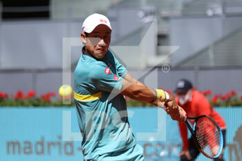 2021-05-04 - Kei Nishikori of Japan in action during his Men's Singles match, round of 64, against Karen Khachanov of Russia on the Mutua Madrid Open 2021, Masters 1000 tennis tournament on May 4, 2021 at La Caja Magica in Madrid, Spain - Photo Oscar J Barroso / Spain DPPI / DPPI - MUTUA MADRID OPEN 2021, MASTERS 1000 TENNIS TOURNAMENT - INTERNATIONALS - TENNIS