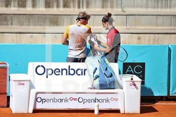 2021-05-04 - Pierre-Hugues Herbert of France and Alejandro Davidovich Fokina of Spain during the Mutua Madrid Open 2021, Masters 1000 tennis tournament on May 4, 2021 at La Caja Magica in Madrid, Spain - Photo Laurent Lairys / DPPI - MUTUA MADRID OPEN 2021, MASTERS 1000 TENNIS TOURNAMENT - INTERNATIONALS - TENNIS