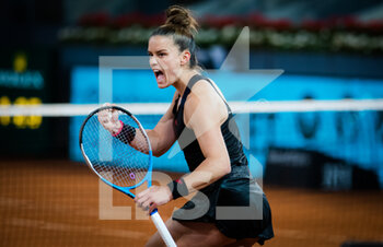 2021-05-04 - Maria Sakkari of Greece in action during her third round match at the Mutua Madrid Open 2021, Masters 1000 tennis tournament on May 4, 2021 at La Caja Magica in Madrid, Spain - Photo Rob Prange / Spain DPPI / DPPI - MUTUA MADRID OPEN 2021, MASTERS 1000 TENNIS TOURNAMENT - INTERNATIONALS - TENNIS