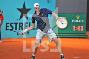 2021-05-06 - John Isner of USA during the Mutua Madrid Open 2021, Masters 1000 tennis tournament on May 6, 2021 at La Caja Magica in Madrid, Spain - Photo Laurent Lairys / DPPI - MUTUA MADRID OPEN 2021, MASTERS 1000 TENNIS TOURNAMENT - INTERNATIONALS - TENNIS