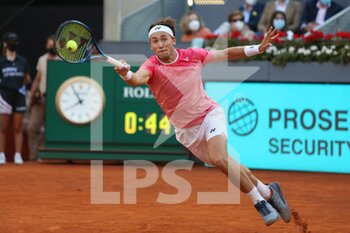 2021-05-07 - Casper Ruud of Norway during the Mutua Madrid Open 2021, Masters 1000 tennis tournament on May 7, 2021 at La Caja Magica in Madrid, Spain - Photo Laurent Lairys / DPPI - MUTUA MADRID OPEN 2021, MASTERS 1000 TENNIS TOURNAMENT - INTERNATIONALS - TENNIS