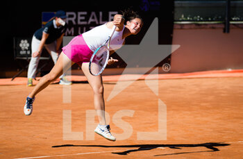 2021-05-10 - Daria Kasatkina of Russia in action during the first round of the 2021 Internazionali BNL d'Italia, WTA 1000 tennis tournament on May 10, 2021 at Foro Italico in Rome, Italy - Photo Rob Prange / Spain DPPI / DPPI - 2021 INTERNAZIONALI BNL D'ITALIA, WTA 1000 TENNIS TOURNAMENT - INTERNATIONALS - TENNIS