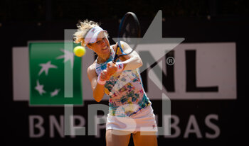 2021-05-11 - Laura Siegemund of Germany in action during the first round of the 2021 Internazionali BNL d'Italia, WTA 1000 tennis tournament on May 11, 2021 at Foro Italico in Rome, Italy - Photo Rob Prange / Spain DPPI / DPPI - 2021 INTERNAZIONALI BNL D'ITALIA, WTA 1000 TENNIS TOURNAMENT - INTERNATIONALS - TENNIS