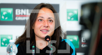 2021-05-11 - Elisabetta Cocciaretto of Italy talks to the media after losing her first round match at the 2021 Internazionali BNL d'Italia, WTA 1000 tennis tournament on May 11, 2021 at Foro Italico in Rome, Italy - Photo Rob Prange / Spain DPPI / DPPI - 2021 INTERNAZIONALI BNL D'ITALIA, WTA 1000 TENNIS TOURNAMENT - INTERNATIONALS - TENNIS