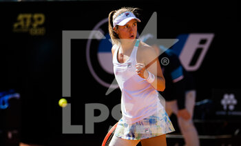 2021-05-12 - Nadia Podoroska of Argentina in action during the second round of the 2021 Internazionali BNL d'Italia, WTA 1000 tennis tournament on May 12, 2021 at Foro Italico in Rome, Italy - Photo Rob Prange / Spain DPPI / DPPI - 2021 INTERNAZIONALI BNL D'ITALIA, WTA 1000 TENNIS TOURNAMENT - INTERNATIONALS - TENNIS