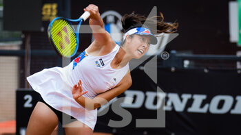 2021-05-14 - Ena Shibahara of Japan in action during the doubles quarter-final at the 2021 Internazionali BNL d'Italia, WTA 1000 tennis tournament on May 14, 2021 at Foro Italico in Rome, Italy - Photo Rob Prange / Spain DPPI / DPPI - 2021 INTERNAZIONALI BNL D'ITALIA, WTA 1000 TENNIS TOURNAMENT - INTERNATIONALS - TENNIS