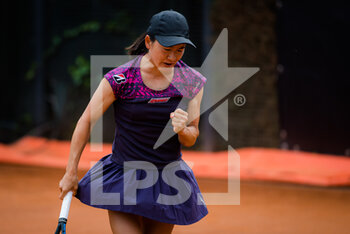 2021-05-14 - Shuko Aoyama of Japan in action during the doubles quarter-final at the 2021 Internazionali BNL d'Italia, WTA 1000 tennis tournament on May 14, 2021 at Foro Italico in Rome, Italy - Photo Rob Prange / Spain DPPI / DPPI - 2021 INTERNAZIONALI BNL D'ITALIA, WTA 1000 TENNIS TOURNAMENT - INTERNATIONALS - TENNIS