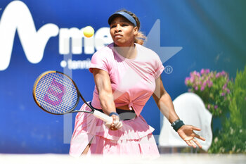 2021-05-17 - Serena Williams of Usa during the match against Lisa Pigato - WTA 250 EMILIA-ROMAGNA OPEN 2021 - INTERNATIONALS - TENNIS