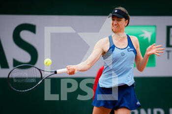 2021-05-26 - Mona Barthel of Germany in action during the second qualifications round at the Roland-Garros 2021, Grand Slam tennis tournament, Qualifying, on May 26, 2021 at Roland-Garros stadium in Paris, France - Photo Rob Prange / Spain DPPI / DPPI - ROLAND-GARROS 2021, GRAND SLAM TENNIS TOURNAMENT - INTERNATIONALS - TENNIS