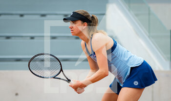 2021-05-26 - Mona Barthel of Germany in action during the second qualifications round at the Roland-Garros 2021, Grand Slam tennis tournament, Qualifying, on May 26, 2021 at Roland-Garros stadium in Paris, France - Photo Rob Prange / Spain DPPI / DPPI - ROLAND-GARROS 2021, GRAND SLAM TENNIS TOURNAMENT - INTERNATIONALS - TENNIS