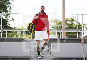 2021-05-29 - Benoit Paire of France during practice ahead of the French Open 2021, a Grand Slam tennis tournament at Roland-Garros stadium on May 29, 2021 in Paris, France - Photo Jean Catuffe / DPPI - ROLAND-GARROS 2021, GRAND SLAM TENNIS TOURNAMENT - INTERNATIONALS - TENNIS
