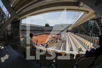 2021-05-30 - General view of the Simone Mathieu centre court during Roland-Garros 2021, Grand Slam tennis tournament on May 30, 2021 at Roland-Garros stadium in Paris, France - Photo Nicol Knightman / DPPI - ROLAND-GARROS 2021, GRAND SLAM TENNIS TOURNAMENT - INTERNATIONALS - TENNIS