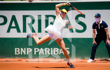 2021-05-30 - Christina McHale of the United States during the first round of the Roland-Garros 2021, Grand Slam tennis tournament on May 30, 2021 at Roland-Garros stadium in Paris, France - Photo Rob Prange / Spain DPPI / DPPI - ROLAND-GARROS 2021, GRAND SLAM TENNIS TOURNAMENT - INTERNATIONALS - TENNIS