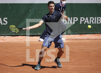 2021-05-30 - Miomir Kecmanovic of Serbia during day 1 of the French Open 2021, a Grand Slam tennis tournament on May 30, 2021 at Roland-Garros stadium in Paris, France - Photo Jean Catuffe / DPPI - ROLAND-GARROS 2021, GRAND SLAM TENNIS TOURNAMENT - INTERNATIONALS - TENNIS