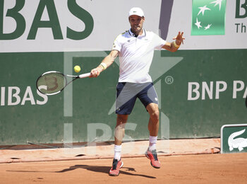 2021-05-30 - Roberto Bautista Agut of Spain during day 1 of the French Open 2021, a Grand Slam tennis tournament on May 30, 2021 at Roland-Garros stadium in Paris, France - Photo Jean Catuffe / DPPI - ROLAND-GARROS 2021, GRAND SLAM TENNIS TOURNAMENT - INTERNATIONALS - TENNIS