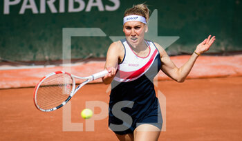 2021-05-30 - Elena Vesnina of Russia during the first round of the Roland-Garros 2021, Grand Slam tennis tournament on May 30, 2021 at Roland-Garros stadium in Paris, France - Photo Rob Prange / Spain DPPI / DPPI - ROLAND-GARROS 2021, GRAND SLAM TENNIS TOURNAMENT - INTERNATIONALS - TENNIS