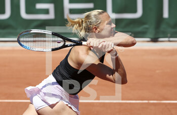 2021-05-31 - Kaia Kanepi of Estonia during day 2 of the French Open 2021, a Grand Slam tennis tournament on May 31, 2021 at Roland-Garros stadium in Paris, France - Photo Jean Catuffe / DPPI - ROLAND-GARROS 2021, GRAND SLAM TENNIS TOURNAMENT - INTERNATIONALS - TENNIS
