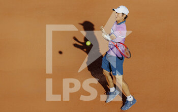 2021-05-31 - Yoshihito Nishioka of Japan during the first round of Roland-Garros 2021, Grand Slam tennis tournament on May 31, 2021 at Roland-Garros stadium in Paris, France - Photo Nicol Knightman / DPPI - ROLAND-GARROS 2021, GRAND SLAM TENNIS TOURNAMENT - INTERNATIONALS - TENNIS