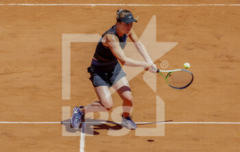 2021-06-01 - Elina Svitolina of the Ukraine during the first round of Roland-Garros 2021, Grand Slam tennis tournament on June 01, 2021 at Roland-Garros stadium in Paris, France - Photo Nicol Knightman / DPPI - ROLAND-GARROS 2021, GRAND SLAM TENNIS TOURNAMENT - INTERNATIONALS - TENNIS