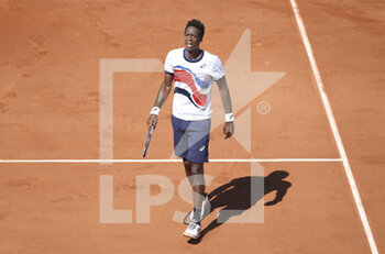 2021-06-01 - Gael Monfils of France celebrates a point during day 3 of the French Open 2021, a Grand Slam tennis tournament on June 1, 2021 at Roland-Garros stadium in Paris, France - Photo Jean Catuffe / DPPI - ROLAND-GARROS 2021, GRAND SLAM TENNIS TOURNAMENT - INTERNATIONALS - TENNIS