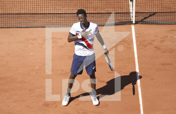 2021-06-01 - Gael Monfils of France celebrates his first round victory during day 3 of the French Open 2021, a Grand Slam tennis tournament on June 1, 2021 at Roland-Garros stadium in Paris, France - Photo Jean Catuffe / DPPI - ROLAND-GARROS 2021, GRAND SLAM TENNIS TOURNAMENT - INTERNATIONALS - TENNIS