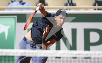 2021-06-01 - Alexei Popyrin of Australia during day 3 of the French Open 2021, a Grand Slam tennis tournament on June 1, 2021 at Roland-Garros stadium in Paris, France - Photo Jean Catuffe / DPPI - ROLAND-GARROS 2021, GRAND SLAM TENNIS TOURNAMENT - INTERNATIONALS - TENNIS
