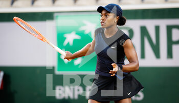 2021-06-01 - Sloane Stephens of the United States during the first round of the Roland-Garros 2021, Grand Slam tennis tournament on June 1, 2021 at Roland-Garros stadium in Paris, France - Photo Rob Prange / Spain DPPI / DPPI - ROLAND-GARROS 2021, GRAND SLAM TENNIS TOURNAMENT - INTERNATIONALS - TENNIS