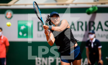 2021-06-02 - Harmony Tan of France during the second round at the Roland-Garros 2021, Grand Slam tennis tournament on June 2, 2021 at Roland-Garros stadium in Paris, France - Photo Rob Prange / Spain DPPI / DPPI - ROLAND-GARROS 2021, GRAND SLAM TENNIS TOURNAMENT - INTERNATIONALS - TENNIS