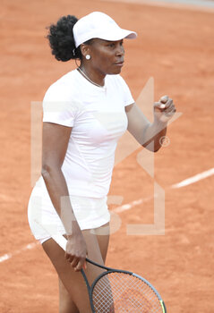 2021-06-02 - Venus Williams of USA during day 4 of the French Open 2021, Grand Slam tennis tournament on June 2, 2021 at Roland-Garros stadium in Paris, France - Photo Jean Catuffe / DPPI - ROLAND-GARROS 2021, GRAND SLAM TENNIS TOURNAMENT - INTERNATIONALS - TENNIS