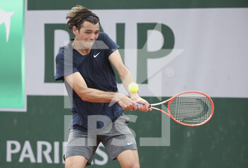 2021-06-03 - Taylor Fritz of USA during day 5 of the French Open 2021, Grand Slam tennis tournament on June 3, 2021 at Roland-Garros stadium in Paris, France - Photo Jean Catuffe / DPPI - ROLAND-GARROS 2021, GRAND SLAM TENNIS TOURNAMENT - INTERNATIONALS - TENNIS