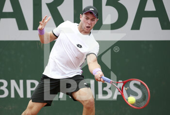 2021-06-03 - Dominik Koepfer of Germany during day 5 of the French Open 2021, Grand Slam tennis tournament on June 3, 2021 at Roland-Garros stadium in Paris, France - Photo Jean Catuffe / DPPI - ROLAND-GARROS 2021, GRAND SLAM TENNIS TOURNAMENT - INTERNATIONALS - TENNIS