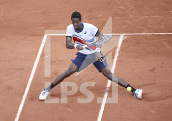 2021-06-03 - Gael Monfils of France during day 5 of the French Open 2021, Grand Slam tennis tournament on June 3, 2021 at Roland-Garros stadium in Paris, France - Photo Jean Catuffe / DPPI - ROLAND-GARROS 2021, GRAND SLAM TENNIS TOURNAMENT - INTERNATIONALS - TENNIS