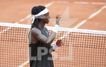 2021-06-03 - Mikael Ymer of Sweden celebrates his second round victory during day 5 of the French Open 2021, Grand Slam tennis tournament on June 3, 2021 at Roland-Garros stadium in Paris, France - Photo Jean Catuffe / DPPI - ROLAND-GARROS 2021, GRAND SLAM TENNIS TOURNAMENT - INTERNATIONALS - TENNIS