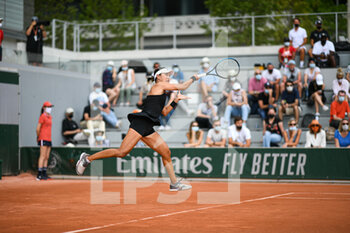 2021-06-03 - Wang Qiang of China during the Roland-Garros 2021, Grand Slam tennis tournament on June 3, 2021 at Roland-Garros stadium in Paris, France - Photo Victor Joly / DPPI - ROLAND-GARROS 2021, GRAND SLAM TENNIS TOURNAMENT - INTERNATIONALS - TENNIS