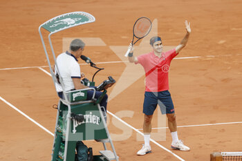 2021-06-03 - Roger Federer of Switzerland celebrates his victory during the Roland-Garros 2021, Grand Slam tennis tournament on June 3, 2021 at Roland-Garros stadium in Paris, France - Photo Nicol Knightman / DPPI - ROLAND-GARROS 2021, GRAND SLAM TENNIS TOURNAMENT - INTERNATIONALS - TENNIS
