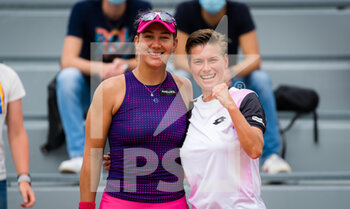 2021-06-04 - Nicole Melichar of the United States and Demi Schuurs of the Netherlands playing doubles at the Roland-Garros 2021, Grand Slam tennis tournament on June 4, 2021 at Roland-Garros stadium in Paris, France - Photo Rob Prange / Spain DPPI / DPPI - ROLAND-GARROS 2021, GRAND SLAM TENNIS TOURNAMENT - INTERNATIONALS - TENNIS