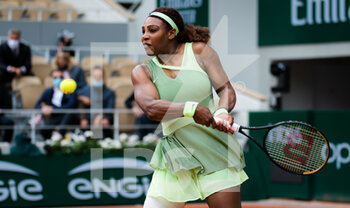 2021-06-04 - Serena Williams of the United States during the Roland-Garros 2021, Grand Slam tennis tournament on June 4, 2021 at Roland-Garros stadium in Paris, France - Photo Rob Prange / Spain DPPI / DPPI - ROLAND-GARROS 2021, GRAND SLAM TENNIS TOURNAMENT - INTERNATIONALS - TENNIS