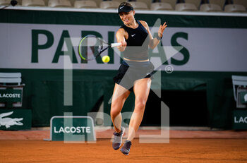 2021-06-04 - Paula Badosa of Spain during the Roland-Garros 2021, Grand Slam tennis tournament on June 4, 2021 at Roland-Garros stadium in Paris, France - Photo Rob Prange / Spain DPPI / DPPI - ROLAND-GARROS 2021, GRAND SLAM TENNIS TOURNAMENT - INTERNATIONALS - TENNIS