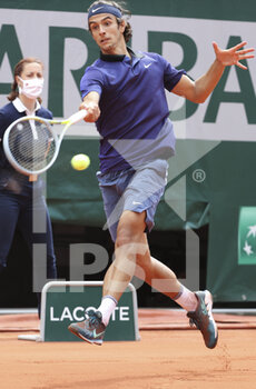 2021-06-07 - Lorenzo Musetti of Italy during day 9 of the French Open 2021, Grand Slam tennis tournament on June 7, 2021 at Roland-Garros stadium in Paris, France - Photo Jean Catuffe / DPPI - ROLAND-GARROS 2021, GRAND SLAM TENNIS TOURNAMENT - INTERNATIONALS - TENNIS