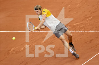 2021-06-08 - Alejandro Davidovich Fokina of Spain during day 10 of the French Open 2021, Grand Slam tennis tournament on June 8, 2021 at Roland-Garros stadium in Paris, France - Photo Jean Catuffe / DPPI - FRENCH OPEN 2021, GRAND SLAM TENNIS TOURNAMENT - INTERNATIONALS - TENNIS