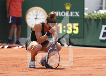 2021-06-09 - Maria Sakkari of Greece celebrates her quarter-final victory during day 11 of the French Open 2021, Grand Slam tennis tournament on June 9, 2021 at Roland-Garros stadium in Paris, France - Photo Jean Catuffe / DPPI - ROLAND-GARROS 2021, GRAND SLAM TENNIS TOURNAMENT - INTERNATIONALS - TENNIS