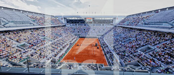 2021-06-09 - General view of the Philippe Chatrier central court during the Roland-Garros 2021, Grand Slam tennis tournament on June 9, 2021 at Roland-Garros stadium in Paris, France - Photo Nicol Knightman / DPPI - ROLAND-GARROS 2021, GRAND SLAM TENNIS TOURNAMENT - INTERNATIONALS - TENNIS