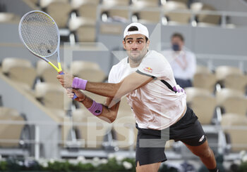 2021-06-09 - Matteo Berrettini of Italy during day 11 of the French Open 2021, Grand Slam tennis tournament on June 9, 2021 at Roland-Garros stadium in Paris, France - Photo Jean Catuffe / DPPI - ROLAND-GARROS 2021, GRAND SLAM TENNIS TOURNAMENT - INTERNATIONALS - TENNIS