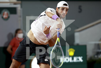 2021-06-09 - Matteo Berrettini of Italy during day 11 of the French Open 2021, Grand Slam tennis tournament on June 9, 2021 at Roland-Garros stadium in Paris, France - Photo Jean Catuffe / DPPI - ROLAND-GARROS 2021, GRAND SLAM TENNIS TOURNAMENT - INTERNATIONALS - TENNIS