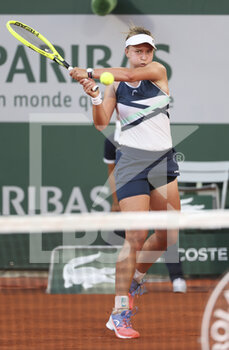 2021-06-10 - Barbora Krejcikova of Czech Republic during day 12 of the French Open 2021, Grand Slam tennis tournament on June 10, 2021 at Roland-Garros stadium in Paris, France - Photo Jean Catuffe / DPPI - ROLAND-GARROS 2021, GRAND SLAM TENNIS TOURNAMENT - INTERNATIONALS - TENNIS