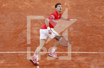 2021-06-11 - Novak Djokovic of Serbia in action against Rafael Nadal of Spain during the semi-final of the Roland-Garros 2021, Grand Slam tennis tournament on June 11, 2021 at Roland-Garros stadium in Paris, France - Photo Nicol Knightman / DPPI - ROLAND-GARROS 2021, FRENCH OPEN 2021, A GRAND SLAM TENNIS TOURNAMENT - INTERNATIONALS - TENNIS