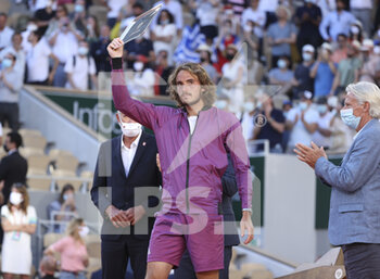 2021-06-13 - Finalist Stefanos Tsitsipas of Greece during the trophy ceremony of the men's final on day 15 of Roland-Garros 2021, French Open 2021, a Grand Slam tennis tournament on June 13, 2021 at Roland-Garros stadium in Paris, France - Photo Jean Catuffe / DPPI - ROLAND-GARROS 2021, FRENCH OPEN 2021, A GRAND SLAM TENNIS TOURNAMENT - INTERNATIONALS - TENNIS